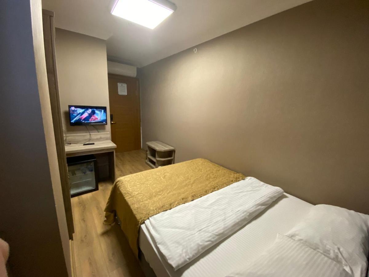 Golden Lounge Hotel Istanboel Buitenkant foto